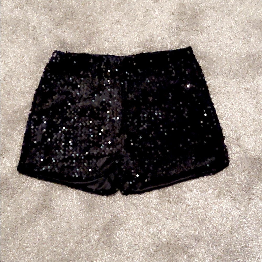 Shorts - Picture 2 of 2